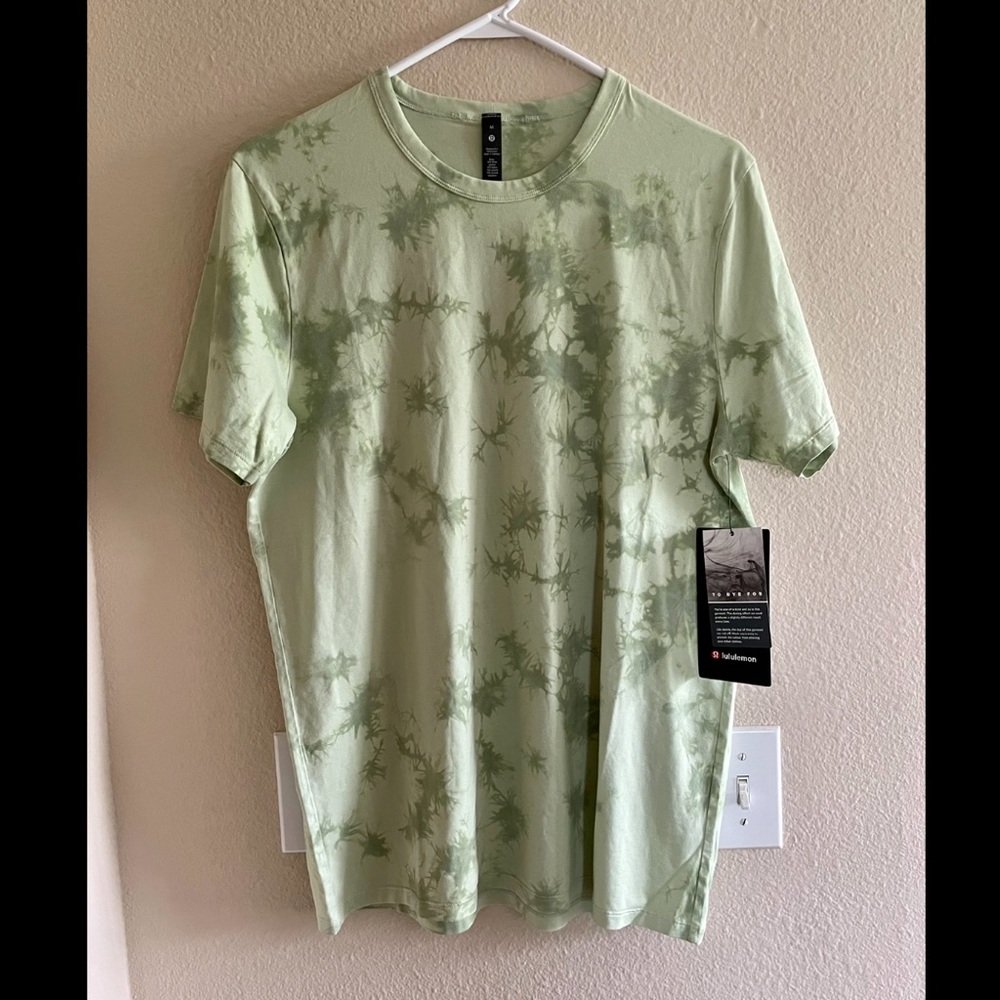 Fundamental T Shirt NWT Lululemon